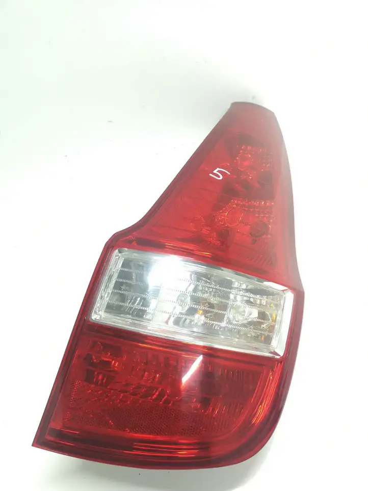 Hyundai i30 (2007 - 2012) 924022L1 Задний фонарь в крышке багажника — фото 4