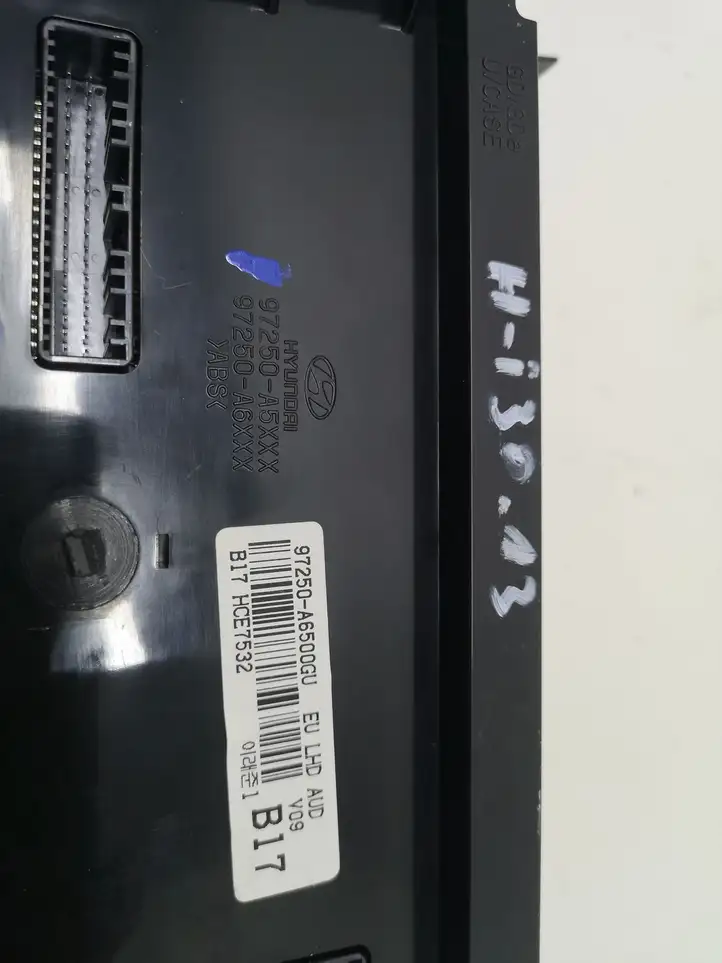 Hyundai i30 (2012 - 2015) 97250A6500GU Мултифункционный включатель управления / ручка — фото 4