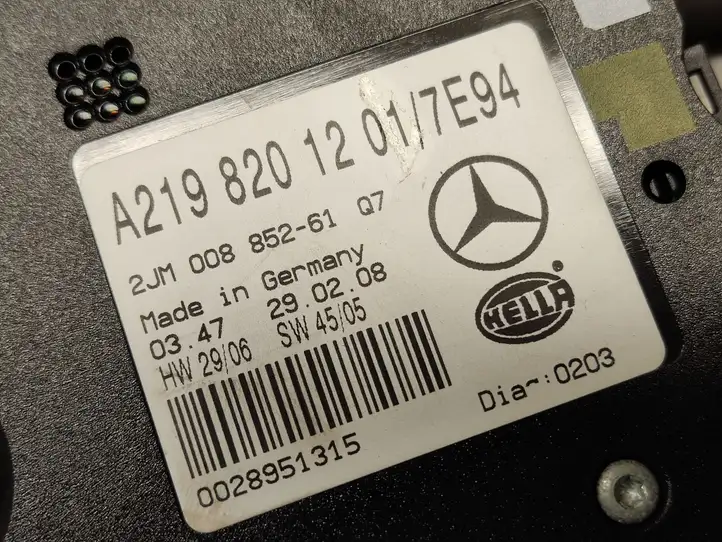 Mercedes-Benz CLS C219 (2003 - 2011) A2198201201 Передняя подсветка — фото 3