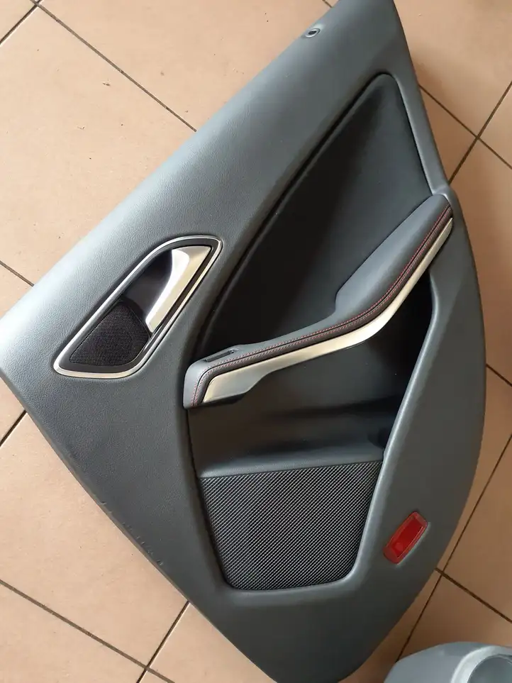Mercedes-Benz CLA C117,X117,W117 (2013 - 2019) Комплект салона — фото 2