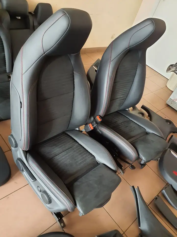 Mercedes-Benz CLA C117,X117,W117 (2013 - 2019) Комплект салона — фото 6