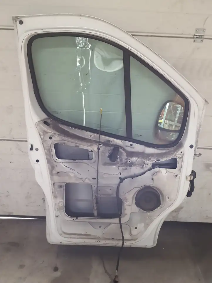 Renault Trafic II (X83) (2002 - 2014) Дверь — фото 2