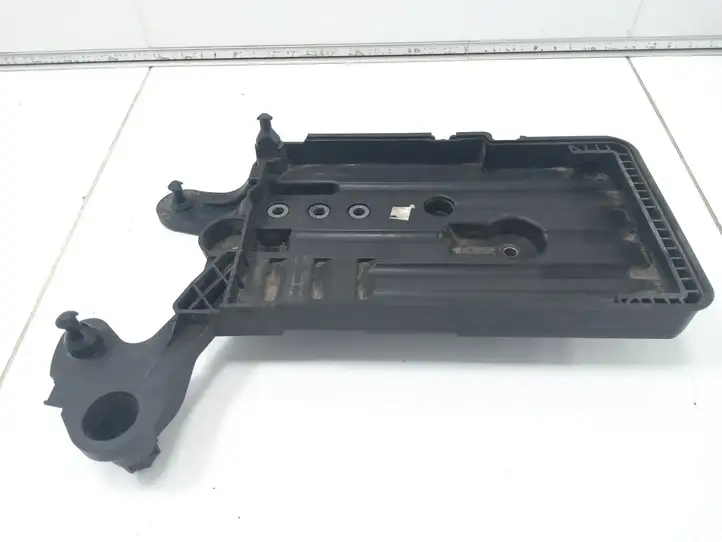 Volkswagen Golf VII (2013 - 2019) 5Q0915321 Площадка аккумулятора — фото 1