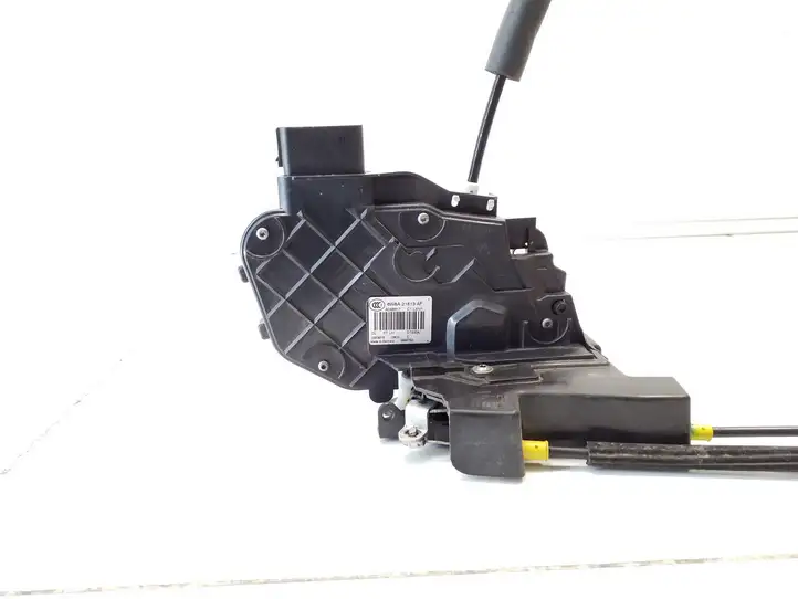 Land Rover Discovery 3 - LR3 (2004 - 2009) 6W8A21813AF Замок передней двери — фото 1