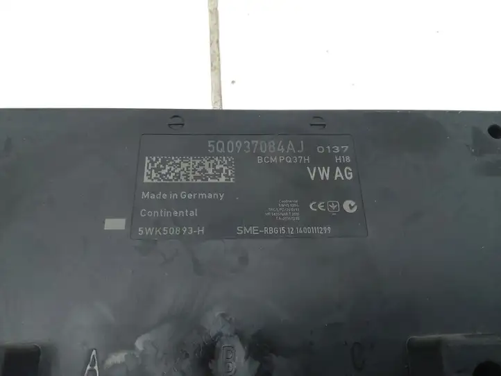 Volkswagen Golf VII (2013 - 2019) 5Q0937084 Модуль комфорта — фото 2