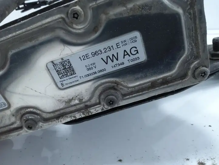 Volkswagen Golf VII (2013 - 2019) 12E963231E Подогреватель охлаждающей жидкости — фото 3