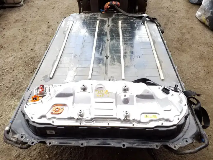 Tesla Model 3 (2017 - 2023) 170001200B Аккумулятор гибридного / электрического автомобиля — фото 1