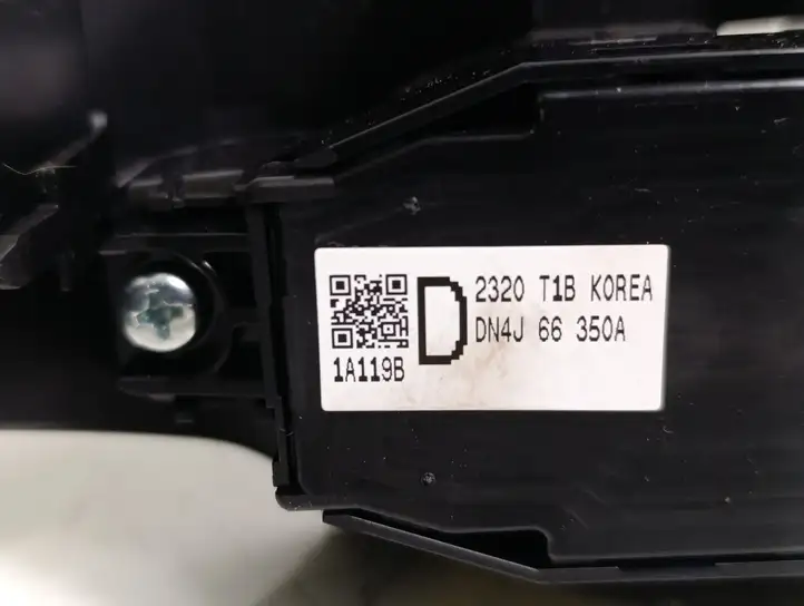 Mazda MX-30 (2020 - ) DN4J66350A Кнопка стеклоподъемников — фото 5
