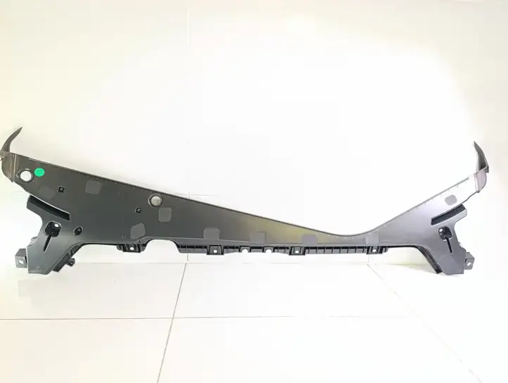 Tesla Model Y (2019 - 2024) 149260300B Жабо стеклоочистителей — фото 2