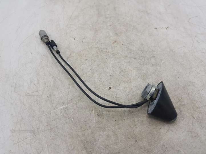 Lexus IS 220D-250-350 Antena (GPS antena)