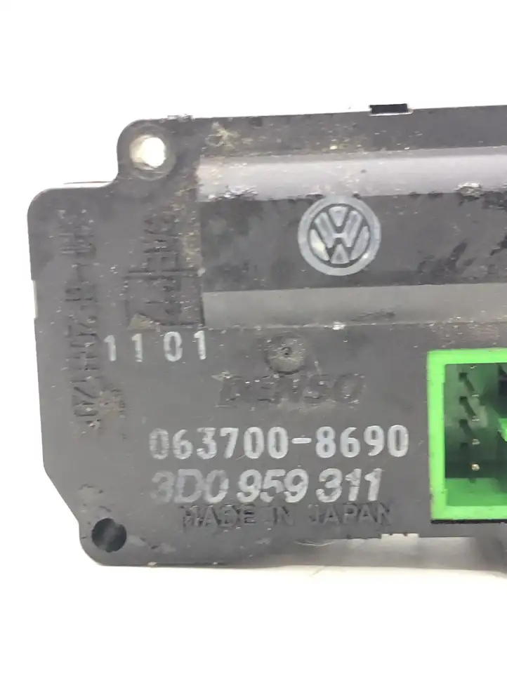 Volkswagen Phaeton (2002 - 2008) 3D0959311 Двигатель задвижки потока воздуха — фото 4