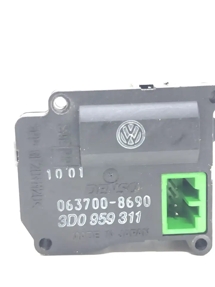 Volkswagen Phaeton (2002 - 2008) 3D0959311 Двигатель задвижки потока воздуха — фото 4