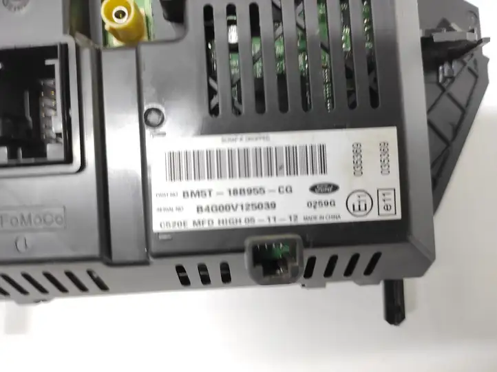 Ford Kuga II (2013 - 2019) BM5T18B955CG Дисплей — фото 4