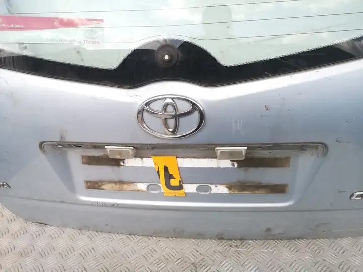 Toyota Corolla Verso AR10 (2004 - 2009) 43R00097 Крышка багажника — фото 4