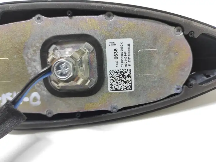 Opel Astra K (2015 - 2020) 13476638 GPS антенна — фото 4