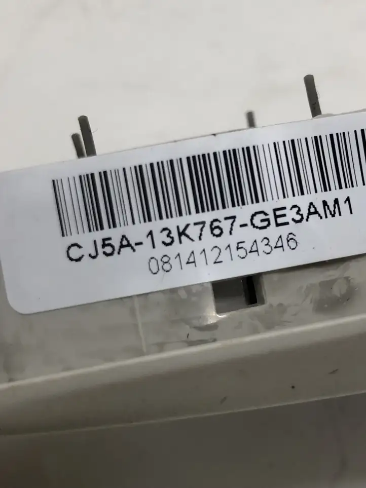 Ford Kuga II (2013 - 2019) CJ5A13K767GE3AM1 Передняя подсветка — фото 4