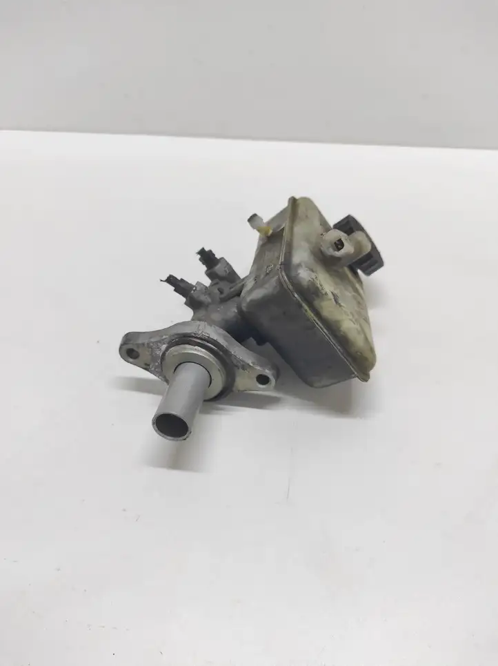 Renault Laguna II (2001 - 2005) 03350884481 Главный тормозной цилиндр — фото 4