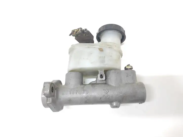 Nissan Almera N16 (2000 - 2010) 22157879 Главный тормозной цилиндр — фото 2