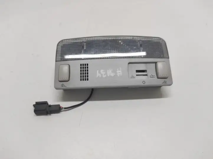 Skoda Octavia Mk2 (1Z) (2004 - 2013) 3B0947105 Передняя подсветка — фото 1