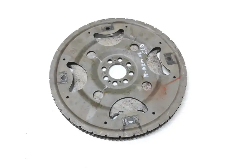 Nissan Armada (WA60) (2007 - 2016) Маховик двигателя — фото 1
