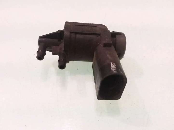 1J0906283C Volkswagen Golf IV Solenoidinis vožtuvas