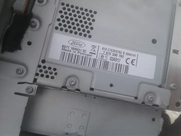 Ford Mondeo MK IV (2007 - 2014) BS7T18K931EC Магнитола / мультимедийная система — фото 2