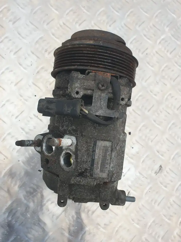 Jeep Cherokee (2001 - 2007) P55116835AE Компрессор (насос) кондиционера воздуха — фото 3