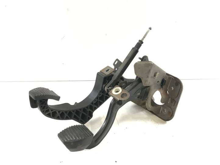 Peugeot 307 (2001 - 2005)  9643734480 Педаль