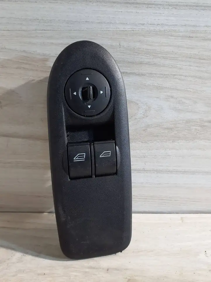 Ford C-MAX I (2003 - 2007) 7M5T14529BA Кнопка стеклоподъемников — фото 1