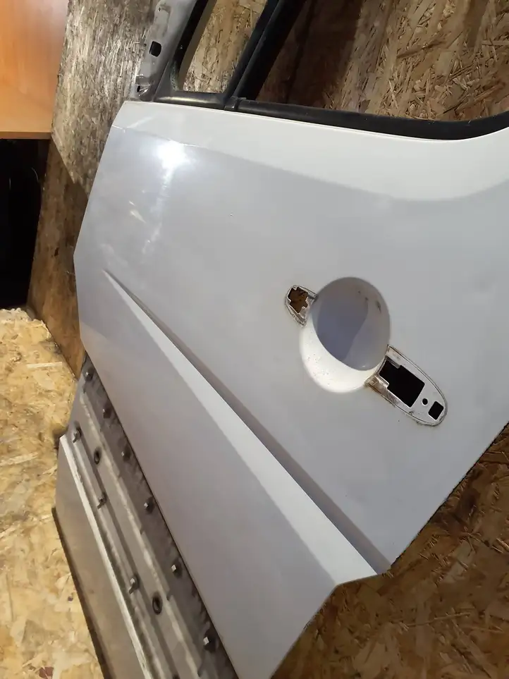 Volkswagen Crafter (2006 - 2016) Дверь — фото 4