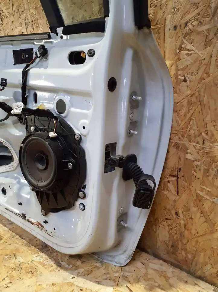 Renault Clio IV (2012 - 2019) Дверь — фото 9