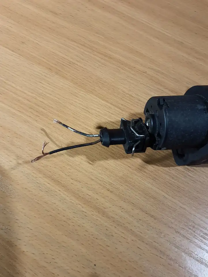 Mercedes-Benz ML W163 (1997 - 2005) Электроциркуляционный насос — фото 2