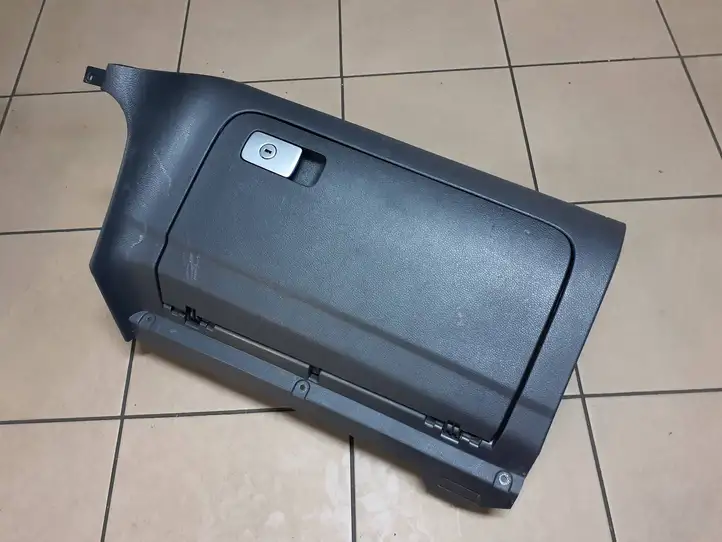 Volkswagen Golf V (2003 - 2009) 1K1857290 Бардачок в сборе — фото 1