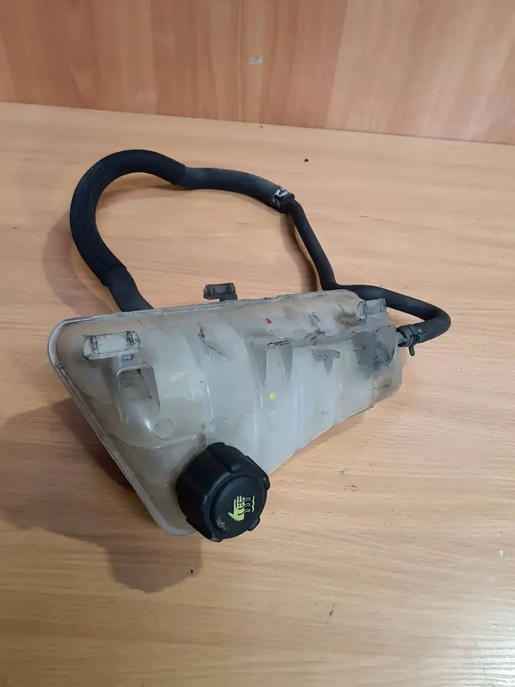 Renault Kangoo II (2008 - 2014) 8200455786 Расширительный бачок — фото 1