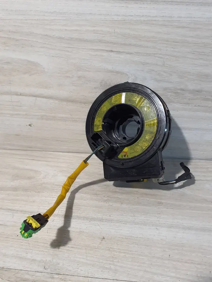 Hyundai H-1, Starex, Satellite (2007 - 2013) NF361400 Контактное кольцо SRS — фото 1