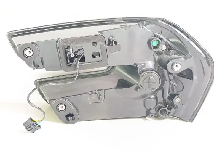 Citroen C4 Grand Picasso (2013 - 2016) 9678271580 Задний фонарь в крышке багажника — фото 2