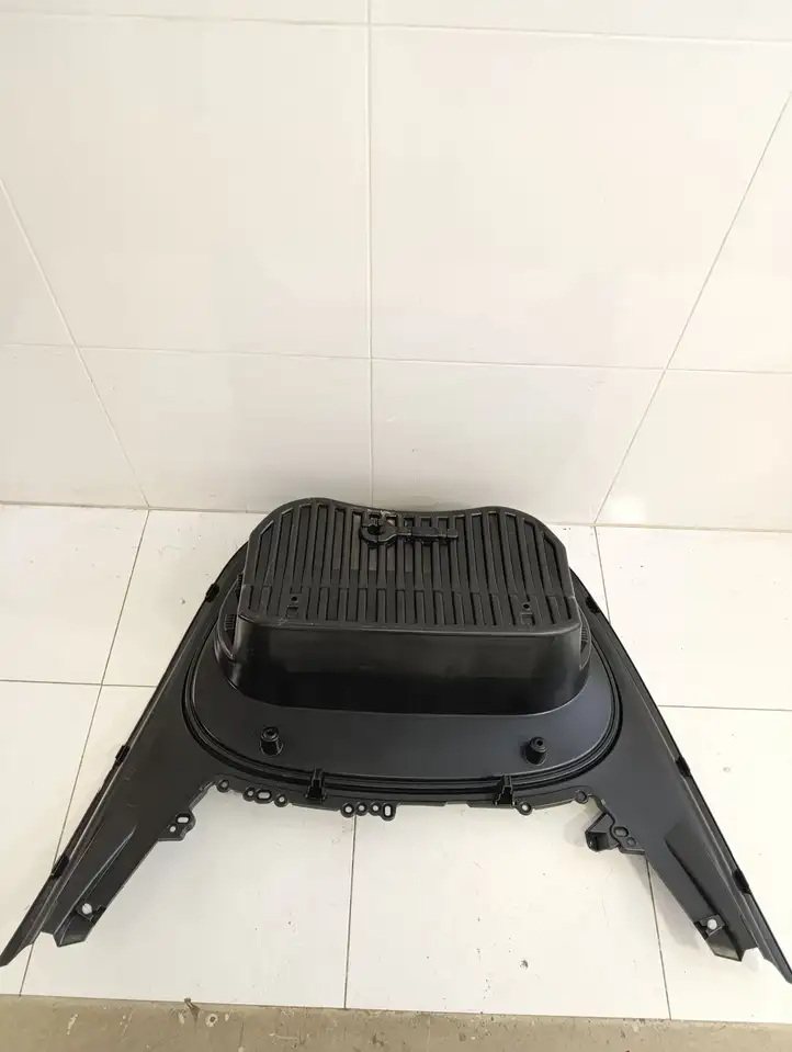 Tesla Model 3 (2017 - 2023) 152673800B Ящик для хранения в багажнике — фото 5