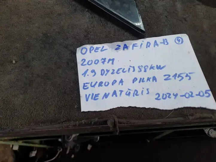 Opel Zafira B (2006 - 2008) 43R007951 Треугольное стекло кузова — фото 3