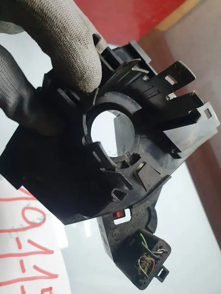 Ford Focus (1998 - 2004) 98AB13N064AG Контактное кольцо SRS — фото 7