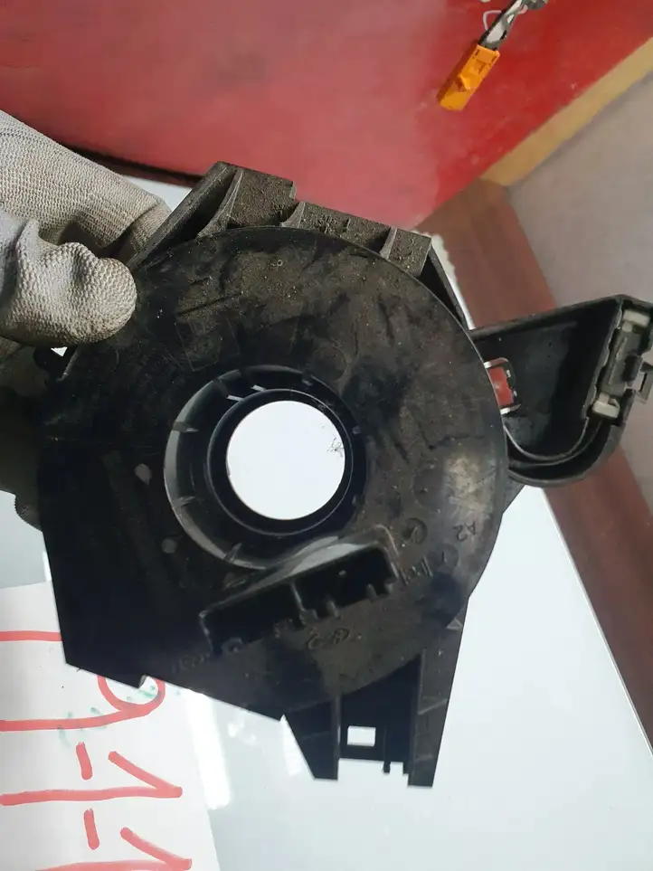Ford Focus (1998 - 2004) 98AB13N064AG Контактное кольцо SRS — фото 8