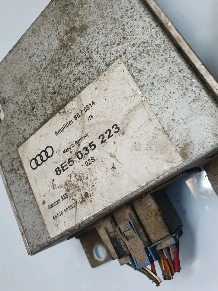 Audi A4 S4 B6 8E 8H (2000 - 2006) 8E5035223 Усилитель звука — фото 7