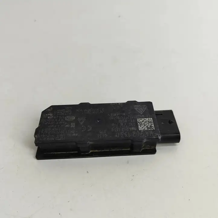 Volkswagen ID.4 (2020 - ) 5WA962133D Антенна бесключевого доступа — фото 3
