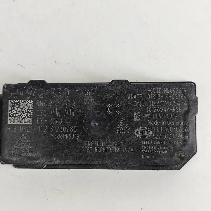 Volkswagen ID.4 (2020 - ) 5WA962133D Антенна бесключевого доступа — фото 7