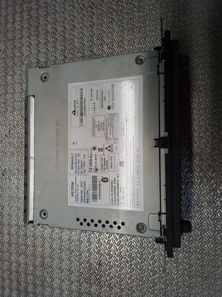Nissan NV300 (2012 - 2020) 281157115R Магнитола / мультимедийная система — фото 2