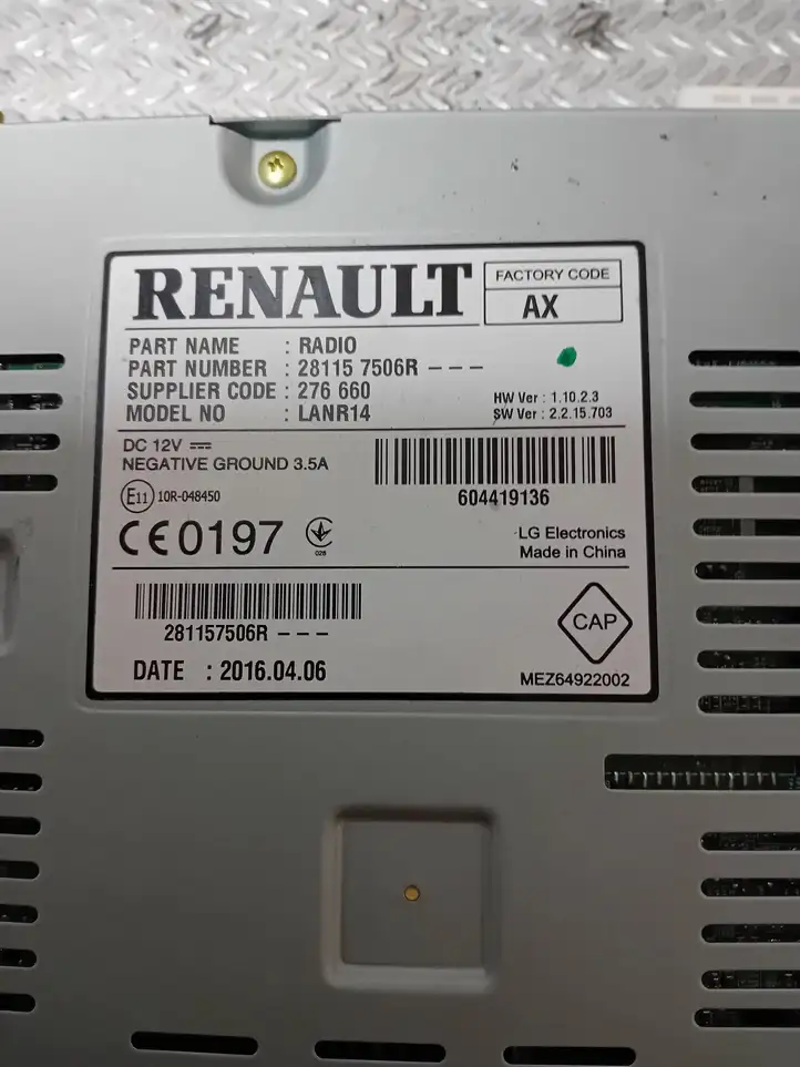 Renault Megane IV (2016 - ) 281157506R Магнитола / мультимедийная система — фото 4