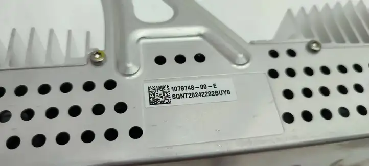 Tesla Model 3 (2017 - 2023) 107974800E Усилитель звука — фото 5