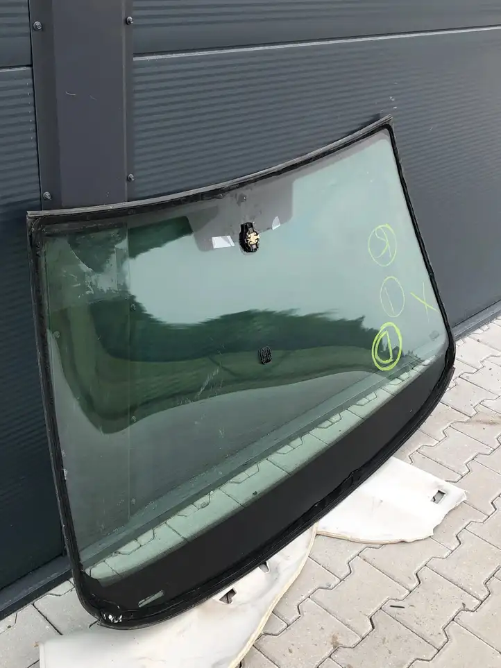 Skoda Octavia Mk3 (5E) (2013 - 2019) 43R001853 Переднее стекло — фото 4