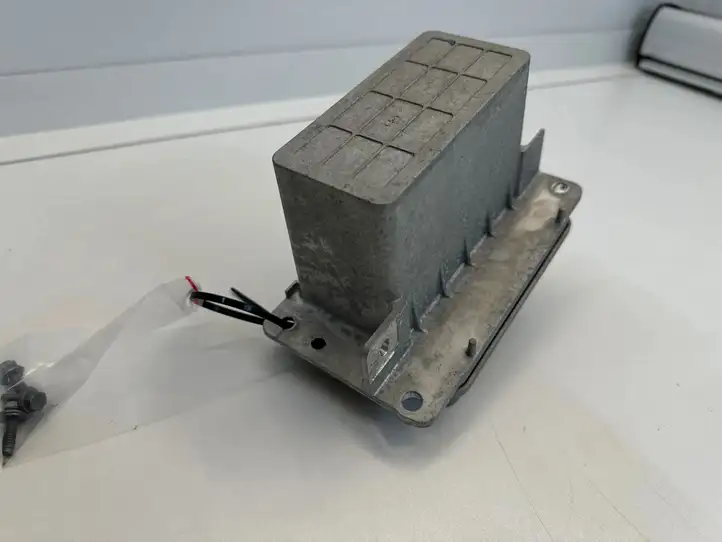 Tesla Model Y (2019 - 2024) 159848600F Аккумулятор гибридного / электрического автомобиля — фото 3