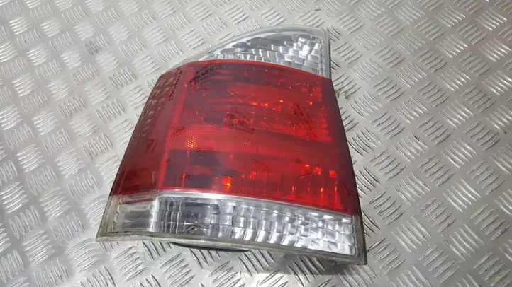 Opel Vectra C (2005 - 2009) 13131000JT Задний фонарь в кузове — фото 1