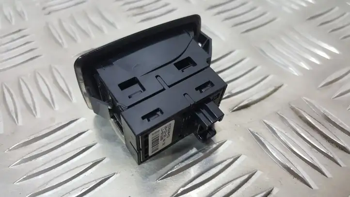 BMW 1 F20 F21 (2011 - 2019) 9208106 Блок кнопок стеклоподъемников — фото 3